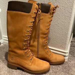 Gently used women’s Timberland brand boots.